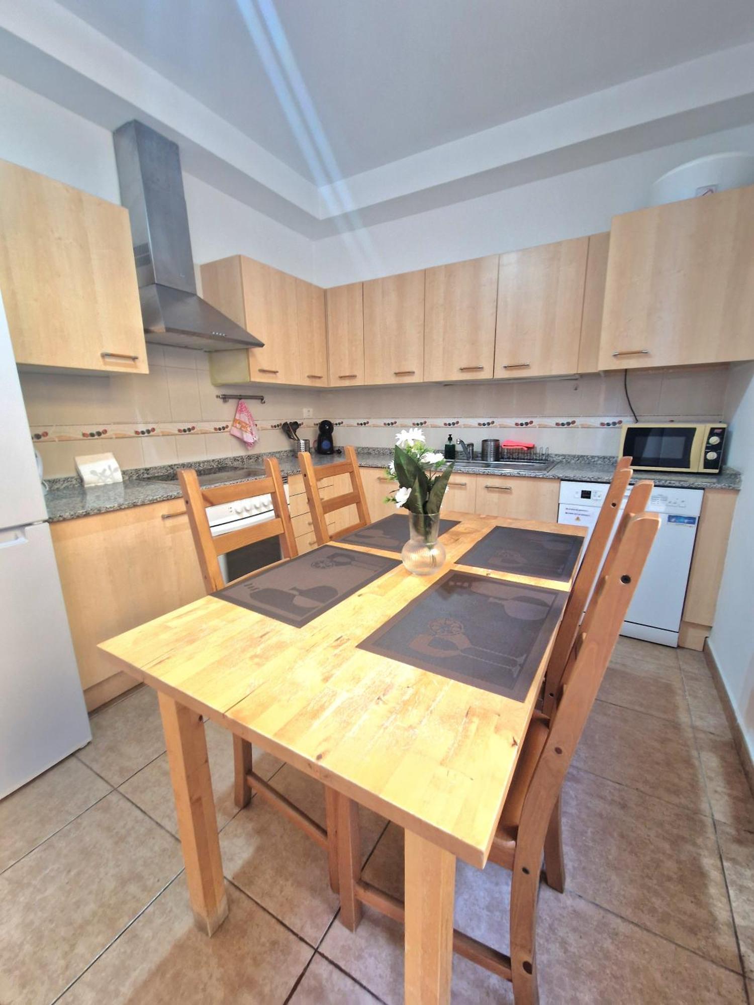 Spacious Independent Chalet Next The Airport - Sea San Isidro  Buitenkant foto